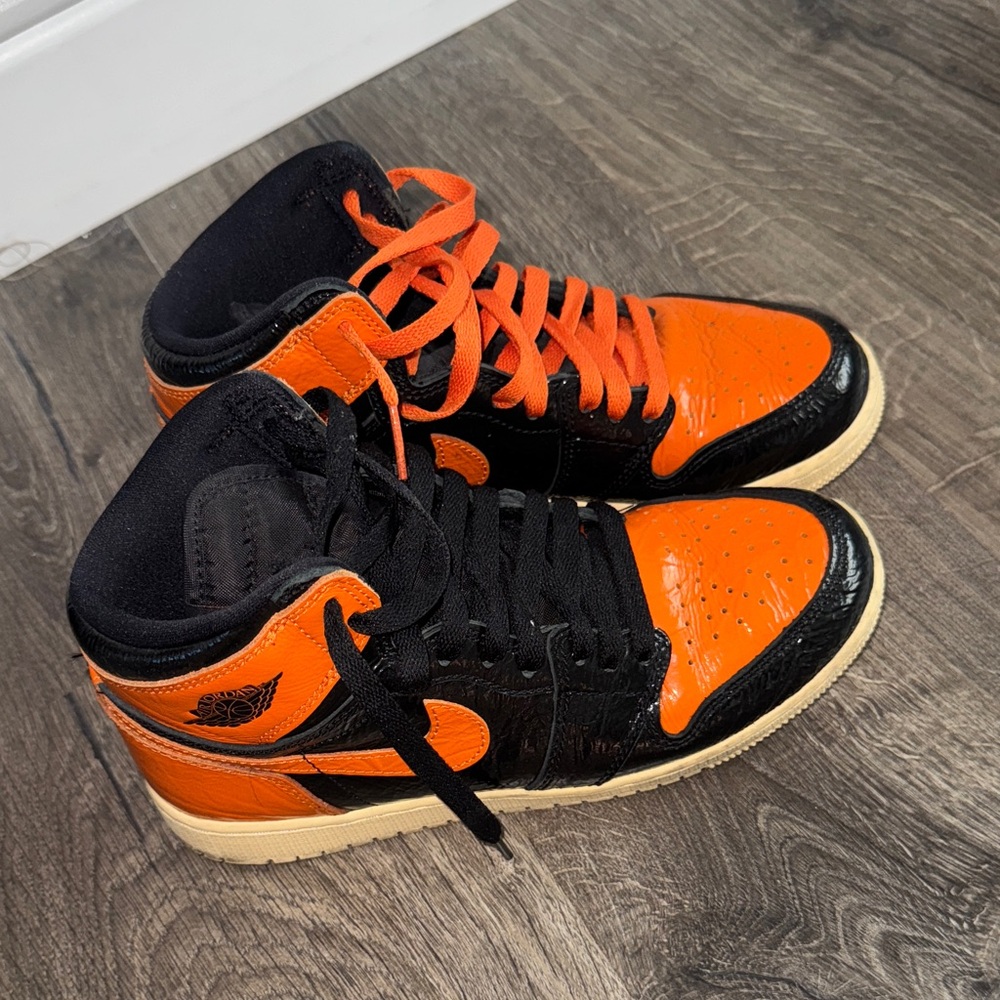 Air Jordan 1 Retro High Shattered Backboard 3.0